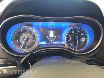 2023 Chrysler 300 Touring L - miniatura 12