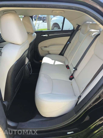 2023 Chrysler 300 Touring L - miniatura 13