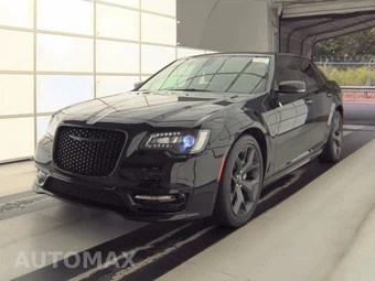 2023 Chrysler 300 Touring L