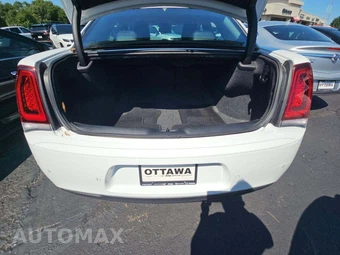 2023 Chrysler 300 Touring L – miniatura 14