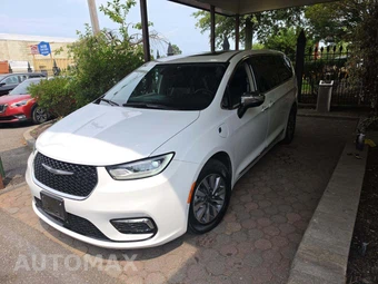 2023 Chrysler Pacifica Hybrid Limited 121.6" WB