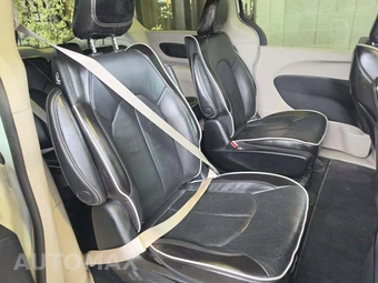 2023 Chrysler Pacifica Hybrid Limited 121.6" WB - miniatura 17
