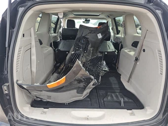 2023 Chrysler Pacifica Hybrid Limited 121.6" WB - miniatura 17