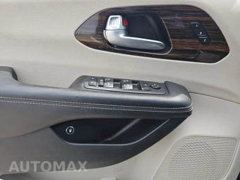 2023 Chrysler Pacifica Hybrid Limited 121.6" WB - miniatura 9