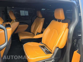 2023 Chrysler Pacifica Hybrid Pinnacle 121.6" WB - miniatura 10