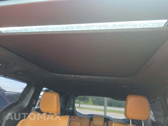 2023 Chrysler Pacifica Hybrid Pinnacle 121.6" WB - miniatura 8