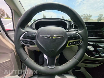 2023 Chrysler Pacifica Hybrid Touring L 121.6" WB - miniatura 10