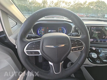2023 Chrysler Pacifica Hybrid Touring L 121.6" WB - miniatura 10