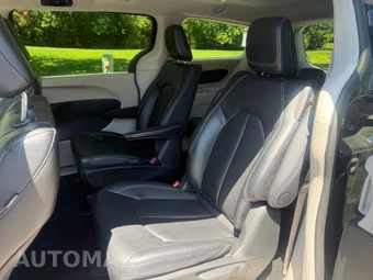 2023 Chrysler Pacifica Hybrid Touring L 121.6" WB - miniatura 12