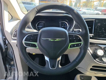 2023 Chrysler Pacifica Hybrid Touring L 121.6" WB - miniatura 10