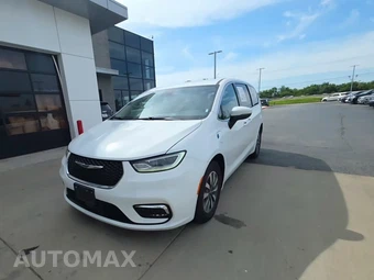 2023 Chrysler Pacifica Hybrid Touring L 121.6" WB