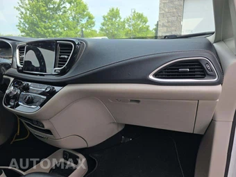 2023 Chrysler Pacifica Hybrid Touring L 121.6" WB - miniatura 17