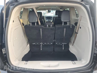 2023 Chrysler Pacifica Hybrid Touring L 121.6" WB - miniatura 16