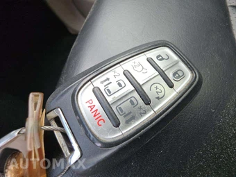 2023 Chrysler Pacifica Hybrid Touring L 121.6" WB - miniatura 8