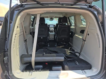 2023 Chrysler Pacifica Hybrid Touring L 121.6" WB - miniatura 17