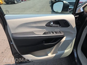 2023 Chrysler Pacifica Hybrid Touring L 121.6" WB - miniatura 9