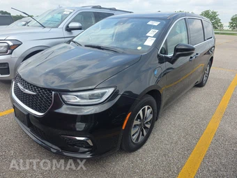 2023 Chrysler Pacifica Hybrid Touring L 121.6" WB