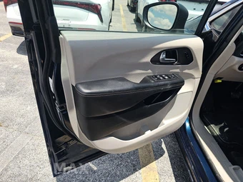2023 Chrysler Pacifica Hybrid Touring L 121.6" WB - miniatura 9