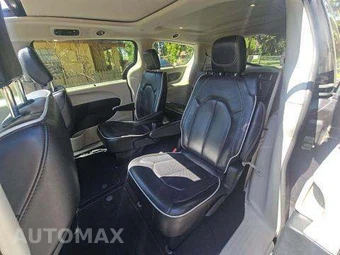 2023 Chrysler Pacifica Limited 121.6" WB - miniatura 14