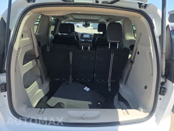 2023 Chrysler Pacifica Limited 121.6" WB - miniatura 17