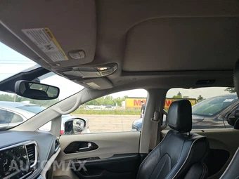 2023 Chrysler Pacifica Limited 121.6" WB - miniatura 19