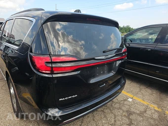 2023 Chrysler Pacifica Limited 121.6" WB - miniatura 5