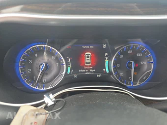 2023 Chrysler Pacifica Limited 121.6" WB - miniatura 12