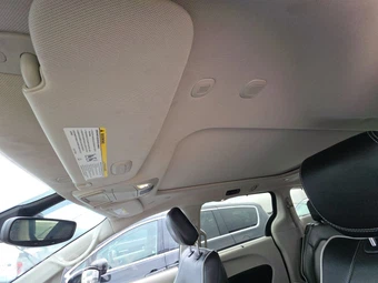 2023 Chrysler Pacifica Limited 121.6" WB - miniatura 19