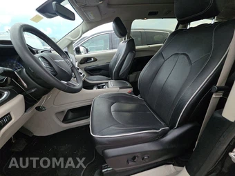 2023 Chrysler Pacifica Limited 121.6" WB - miniatura 7