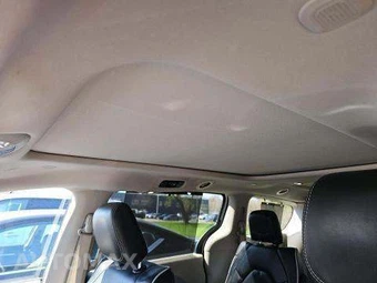 2023 Chrysler Pacifica Limited 121.6" WB - miniatura 11