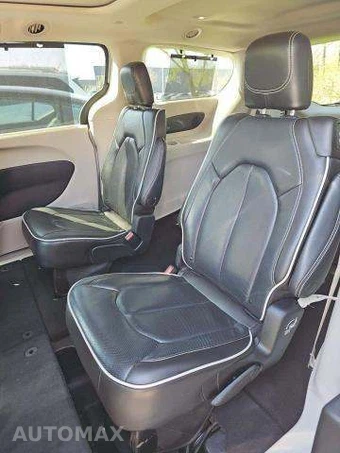 2023 Chrysler Pacifica Limited 121.6" WB - miniatura 13