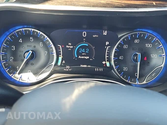 2023 Chrysler Pacifica Limited 121.6" WB - miniatura 12