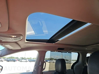 2023 Chrysler Pacifica Limited 121.6" WB - miniatura 19