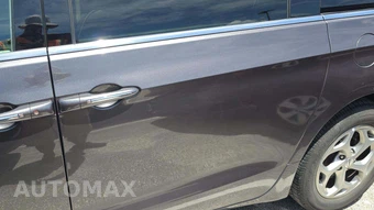 2023 Chrysler Pacifica Limited 121.6" WB - miniatura 22