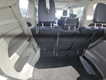 2023 Chrysler Pacifica Limited 121.6" WB - miniatura 17