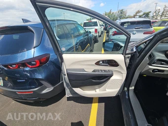 2023 Chrysler Pacifica Limited 121.6" WB - miniatura 9