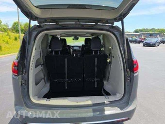 2023 Chrysler Pacifica Limited 121.6" WB - miniatura 16