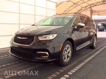 2023 Chrysler Pacifica Limited 121.6" WB