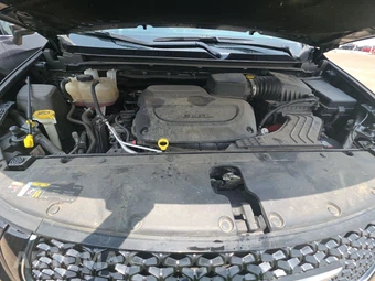 2023 Chrysler Pacifica Limited 121.6" WB - miniatura 16