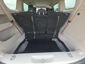 2023 Chrysler Pacifica Limited 121.6" WB - miniatura 17