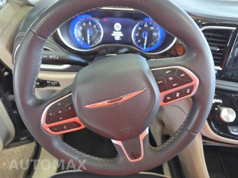 2023 Chrysler Pacifica Limited 121.6" WB - miniatura 10