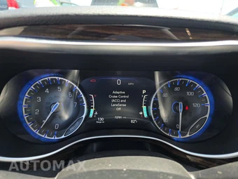 2023 Chrysler Pacifica Limited 121.6" WB - miniatura 12
