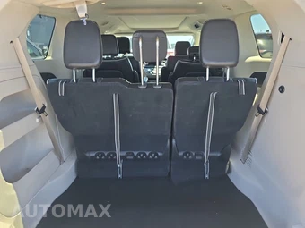 2023 Chrysler Pacifica Limited 121.6" WB - miniatura 17
