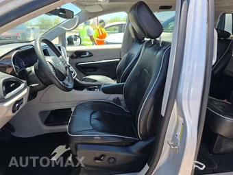 2023 Chrysler Pacifica Limited 121.6" WB - miniatura 7