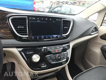 2023 Chrysler Pacifica Limited 121.6" WB – miniatura 11