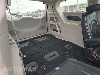 2023 Chrysler Pacifica Limited 121.6" WB – miniatura 14