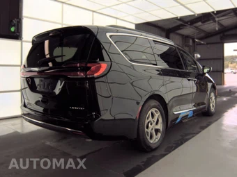 2023 Chrysler Pacifica Limited 121.6" WB – miniatura 4