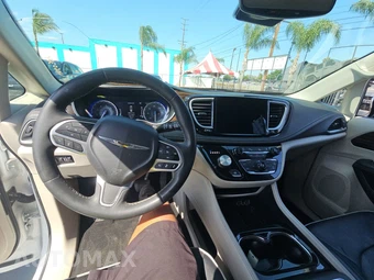 2023 Chrysler Pacifica Limited 121.6" WB - miniatura 11