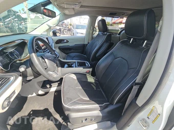2023 Chrysler Pacifica Limited 121.6" WB - miniatura 7