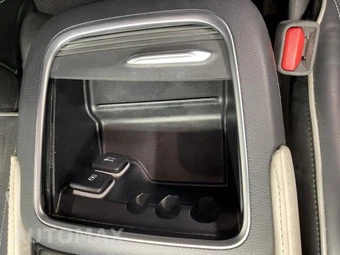2023 Chrysler Pacifica Limited 121.6" WB - miniatura 12